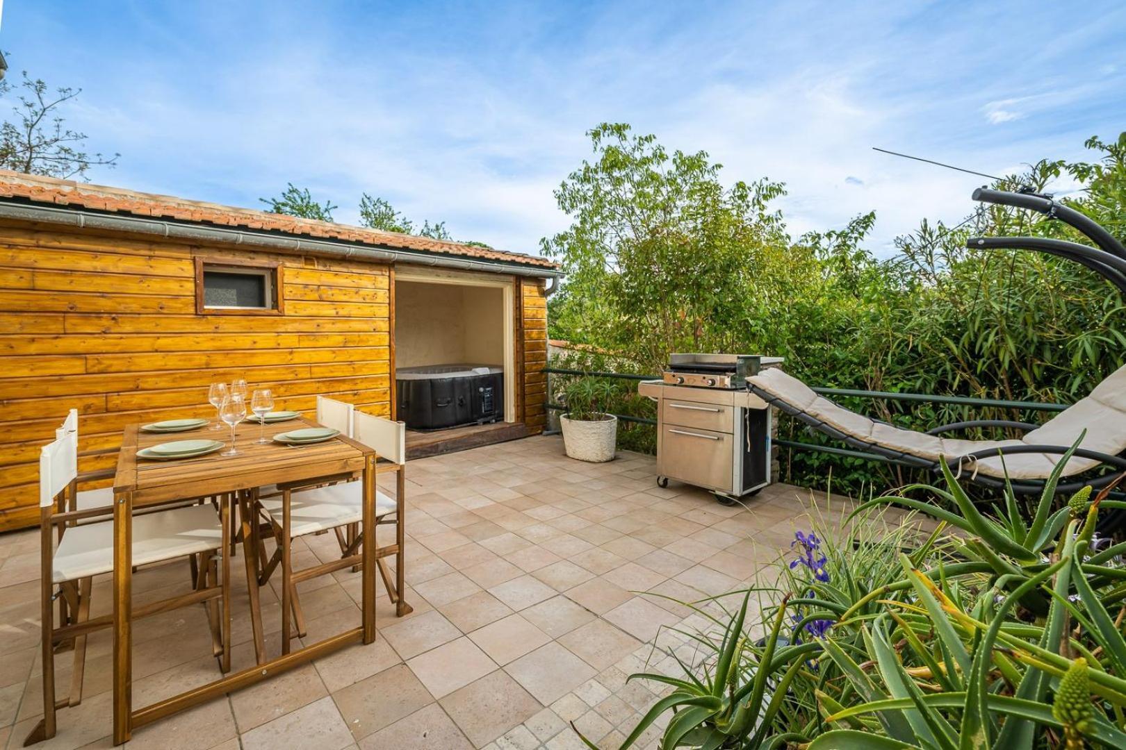 Apartament La Citadelle ~ Jacuzzi ~ Terrasse Carcassonne Zewnętrze zdjęcie