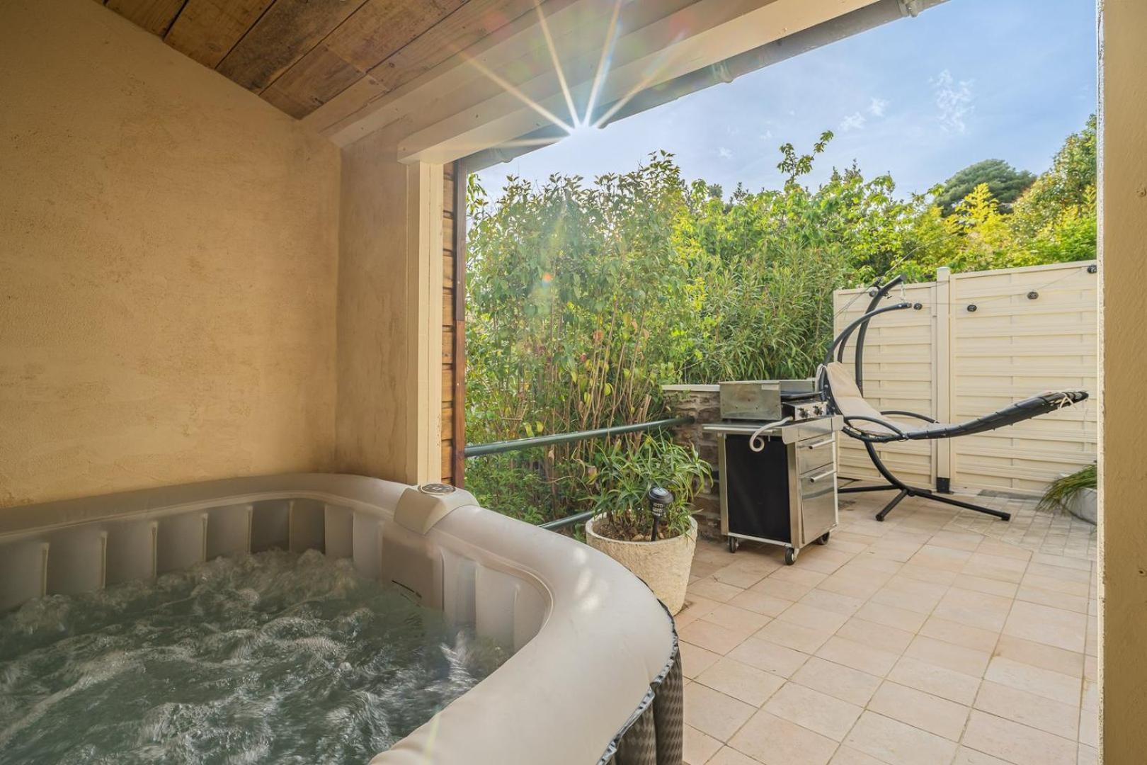 Apartament La Citadelle ~ Jacuzzi ~ Terrasse Carcassonne Zewnętrze zdjęcie